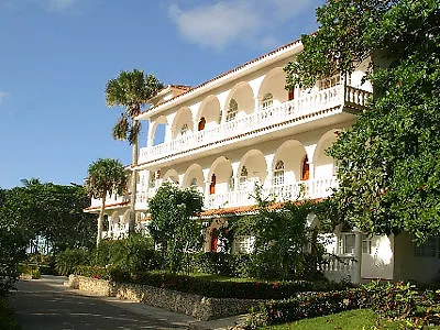 Hideaway Beach Resort location